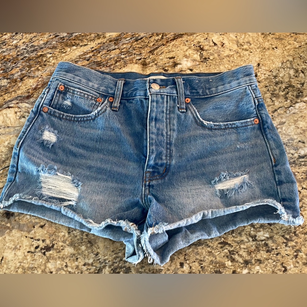 Madewell boyfriend shorts